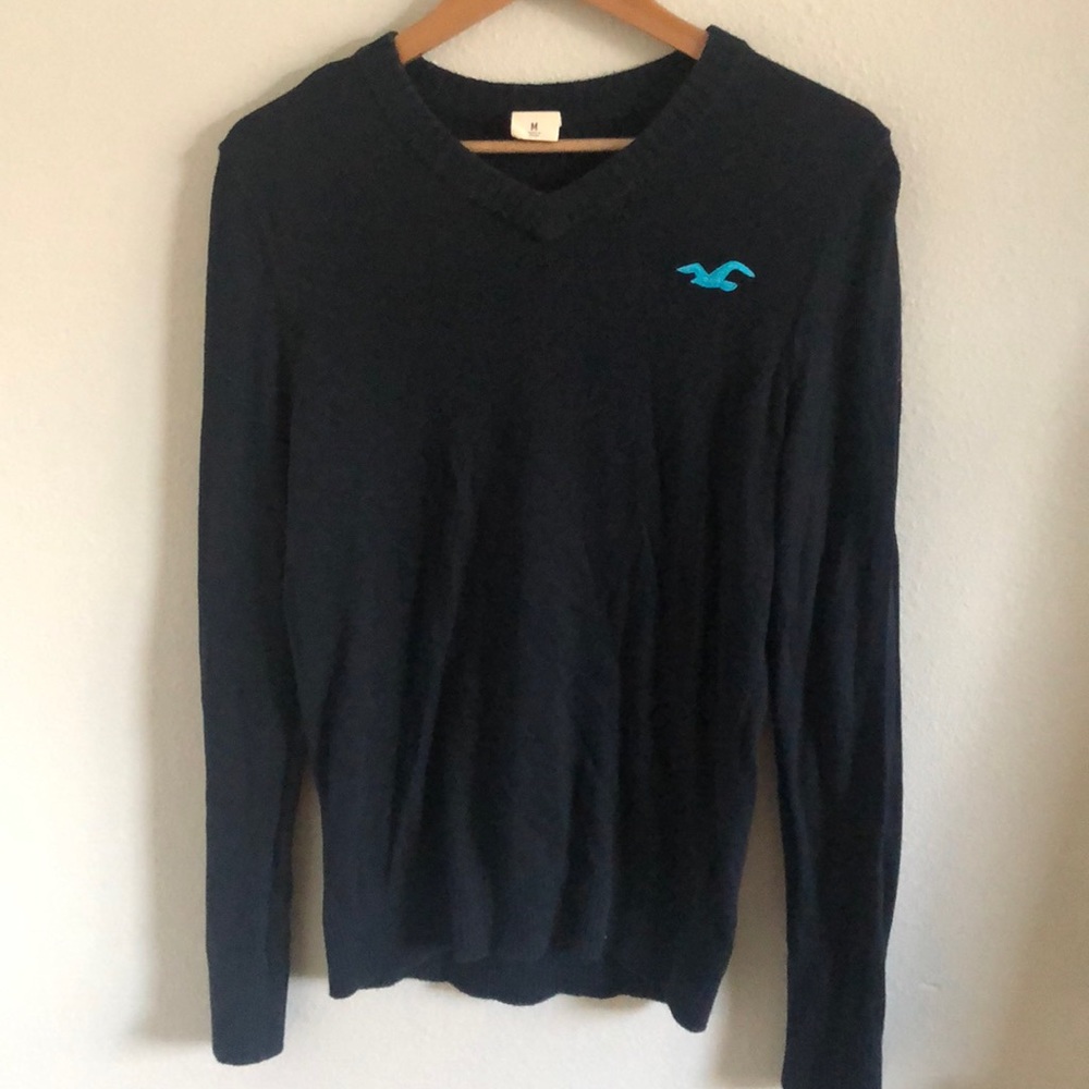 Men’s Hollister navy blue sweater